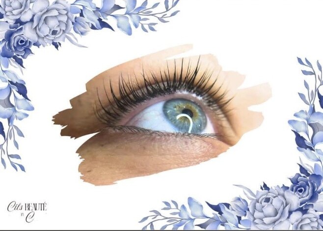 Montage floral bleu pour Cils Beauté by C